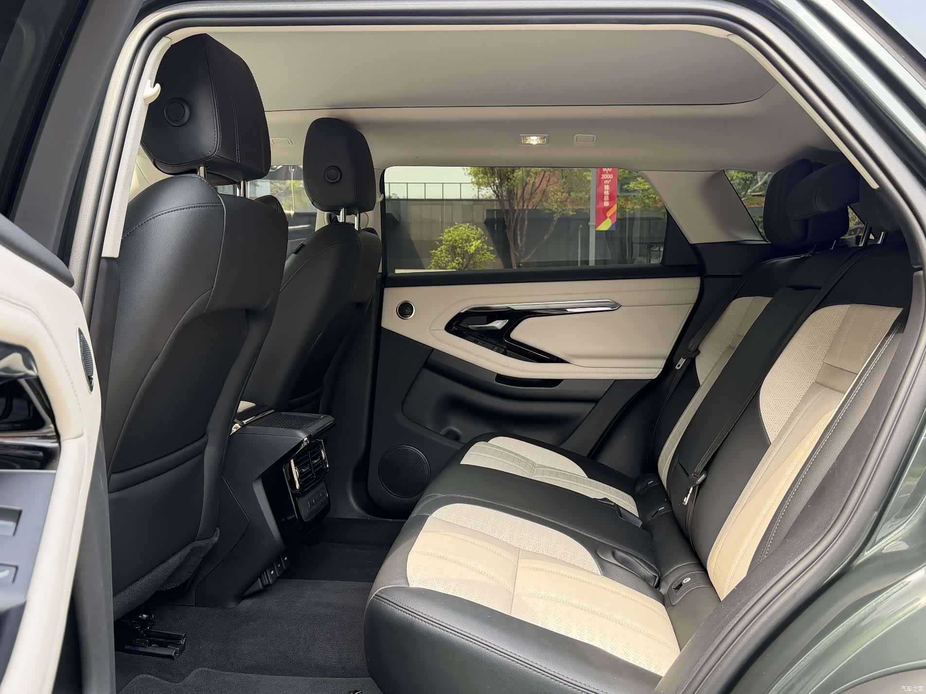 Land Rover Range Rover, 2022 14