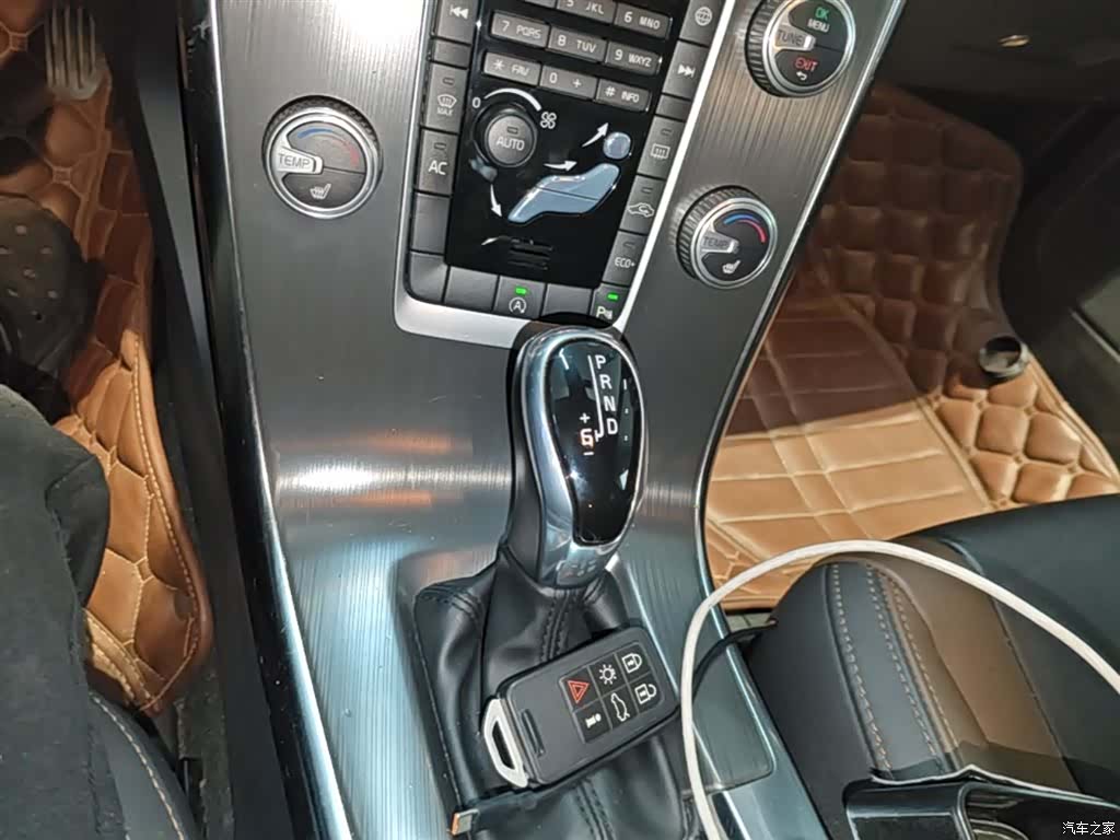 Volvo XC60, 2016 14