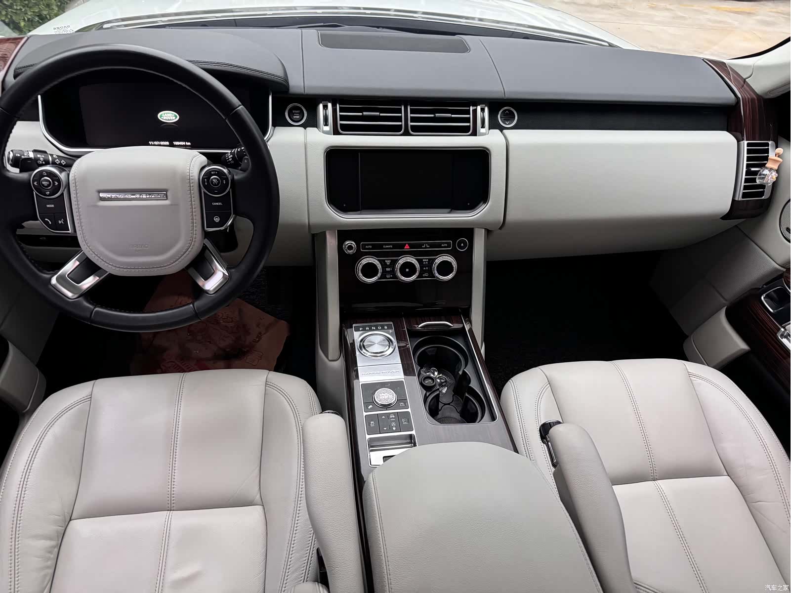 Land Rover Range Rover, 2016 9