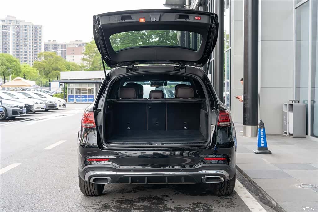 Mercedes-Benz GLC, 2021 16
