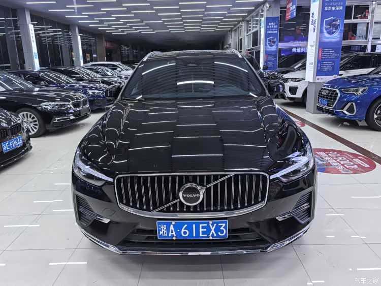 Volvo XC60, 2025 2
