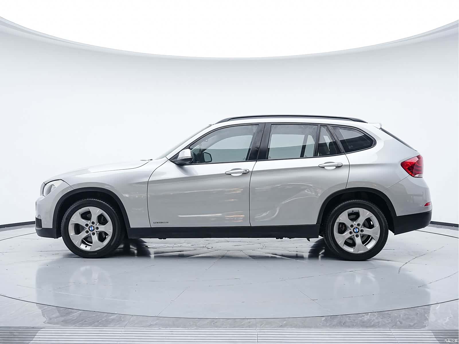BMW X1, 2013 все фото