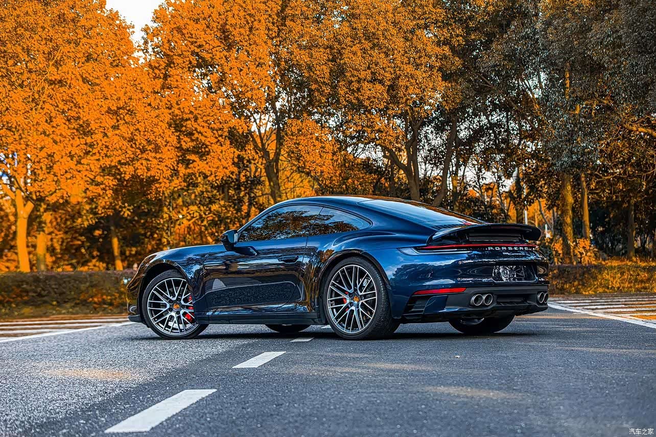 Porsche 911, 2021 6