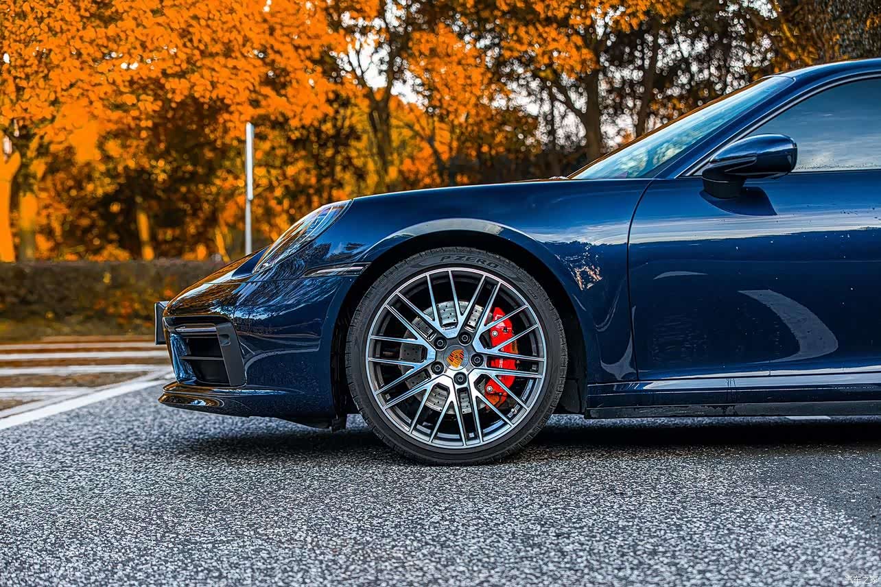 Porsche 911, 2021 18