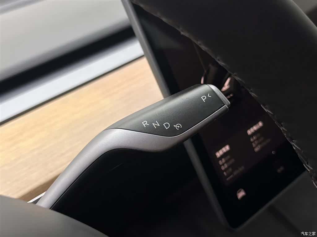 Tesla Model 3, 2022 18