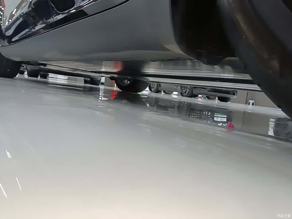 Tesla Model Y, 2023 22
