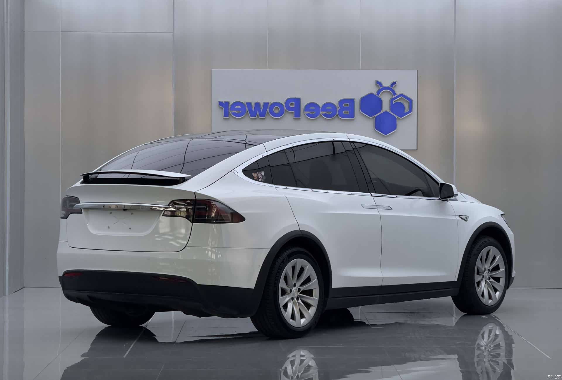 Tesla Model X, 2016 6