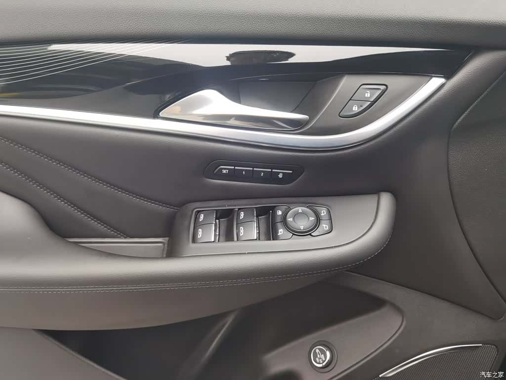 Buick Enclave, 2021 9