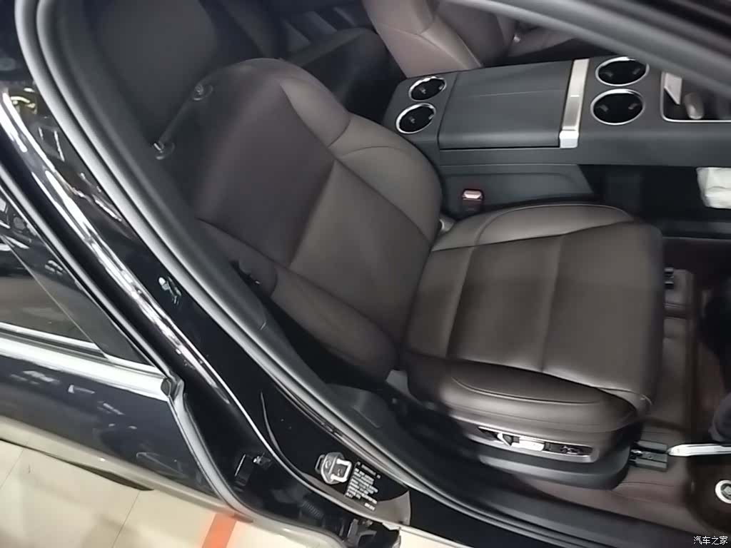 Li Auto L8, 2023 25