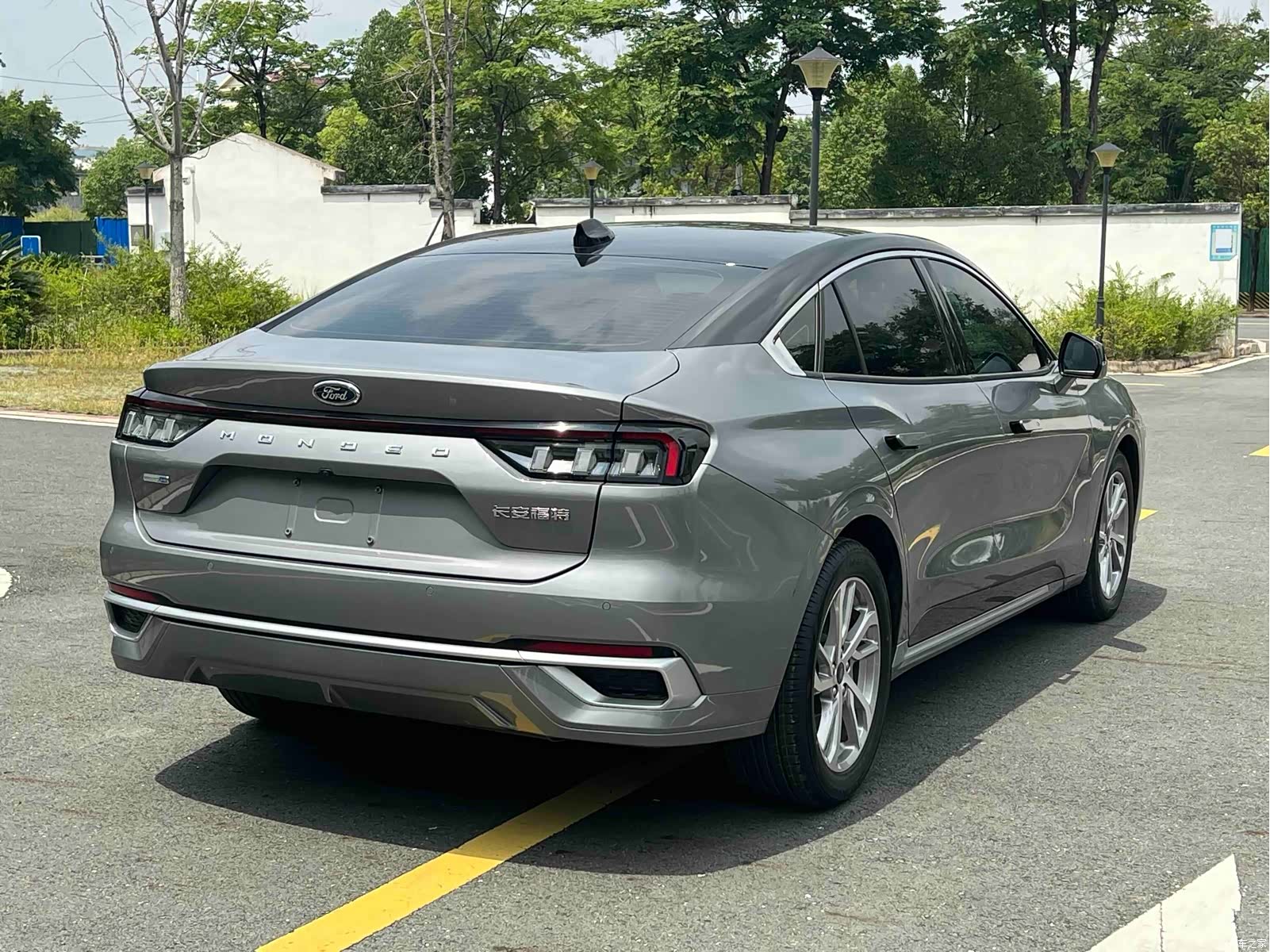 Ford Mondeo, 2022 6