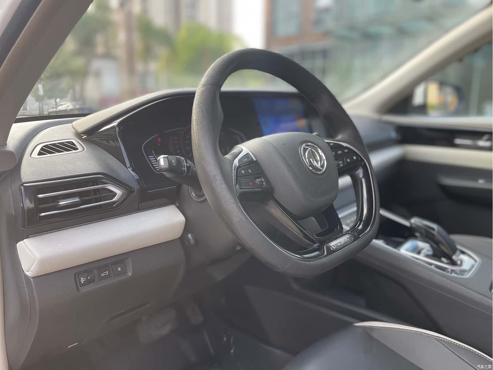 DongFeng E70, 2021 7