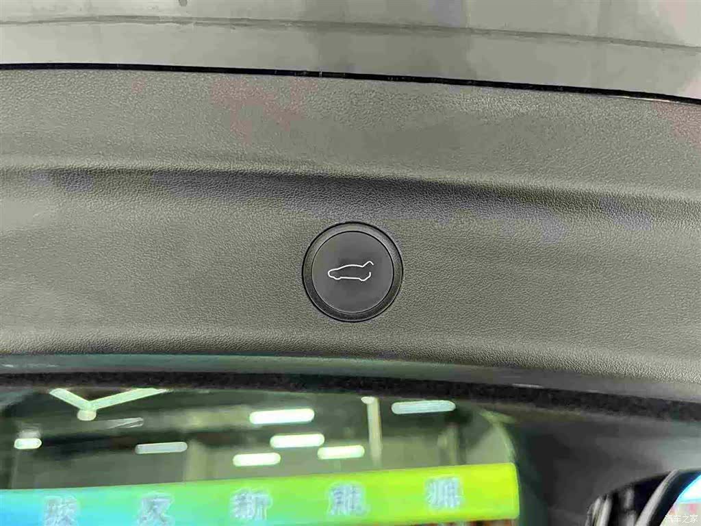 Tesla Model Y, 2022 7