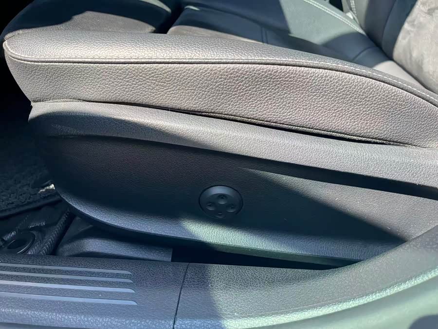 Mercedes-Benz A-Class 2020, фото 27
