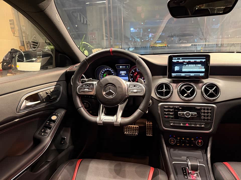 Mercedes-Benz CLA AMG