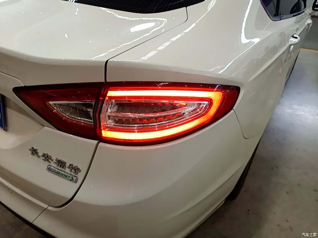 Ford Mondeo, 2016 8