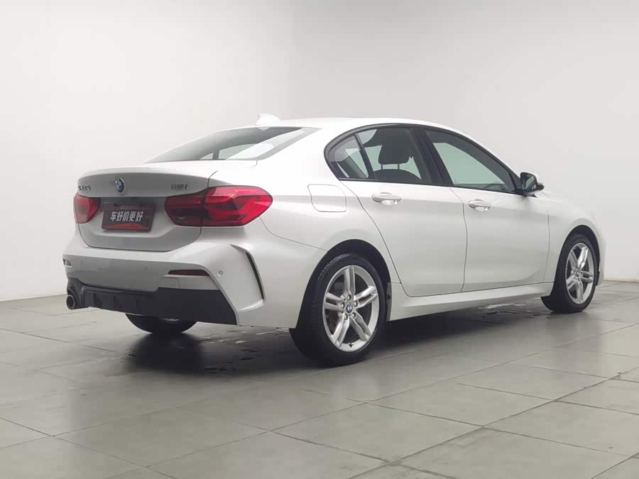 BMW 1 Series 2019, фото 2