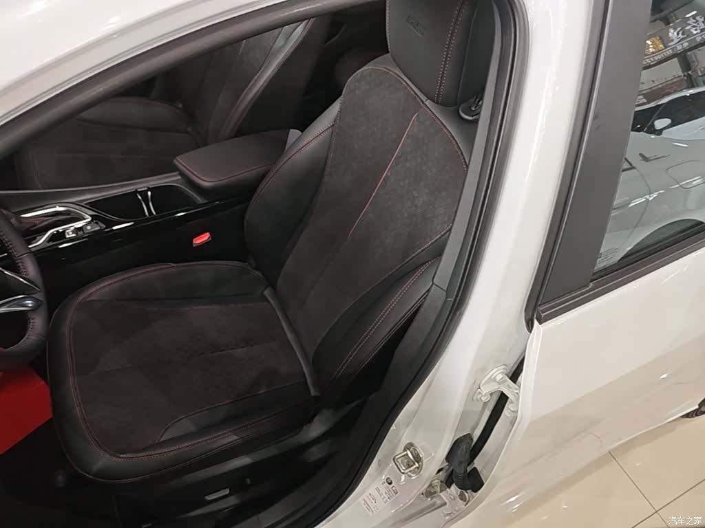 Buick Verano, 2024 15