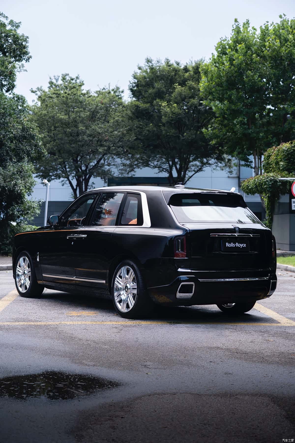 Rolls-Royce Cullinan, 2026 все фото