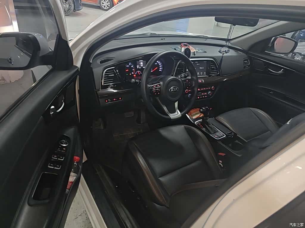 Kia GLS, 2019 12