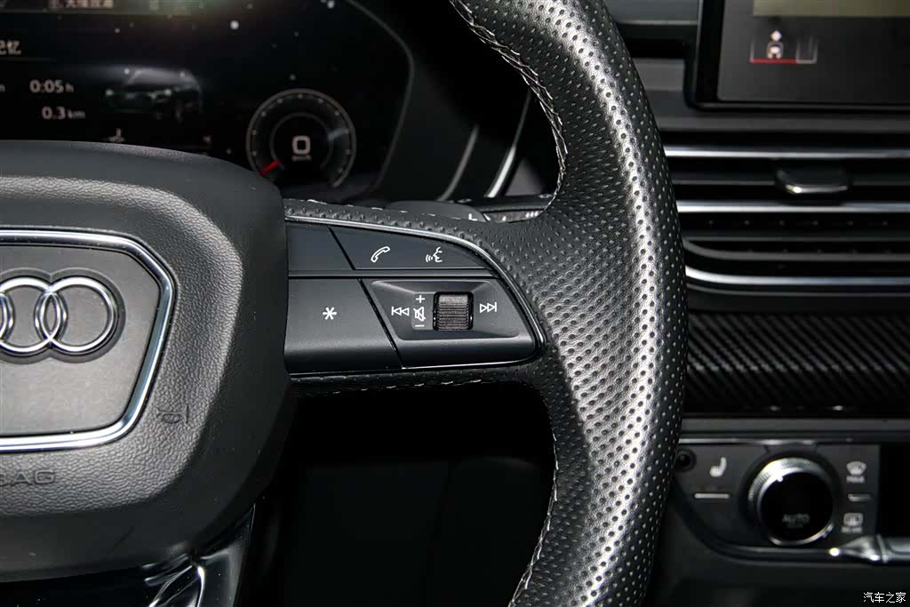 Audi Q5L, 2024 27