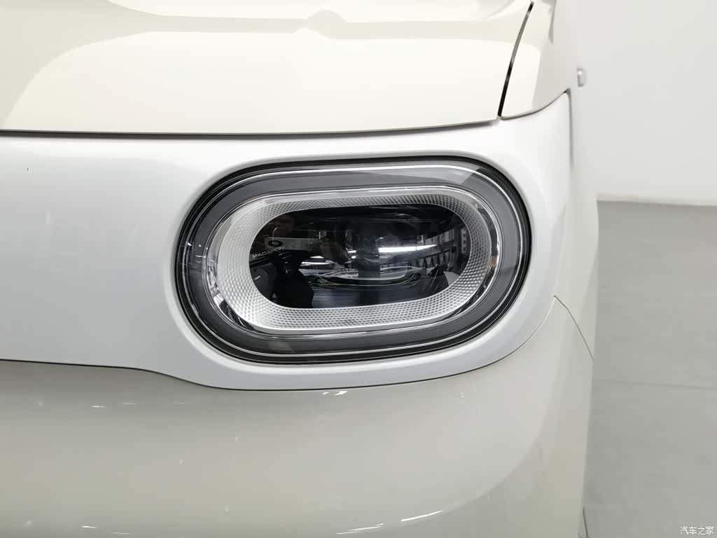 Wuling MINIEV, 2024 7