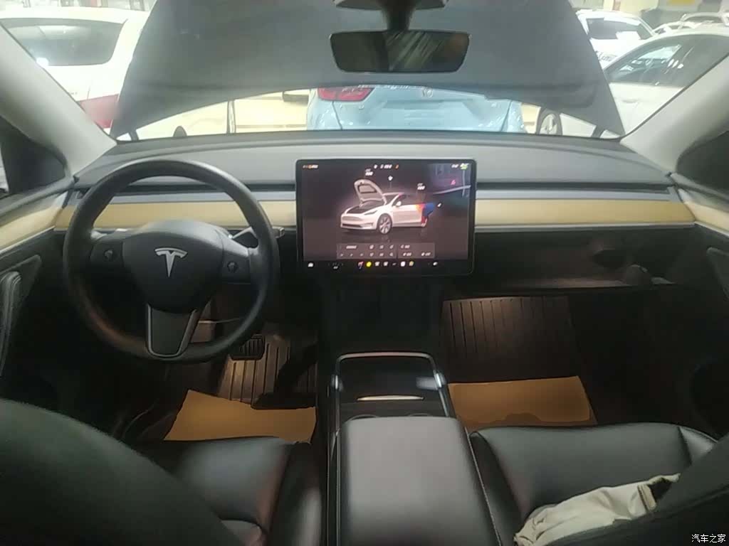 Tesla Model Y, 2022 10