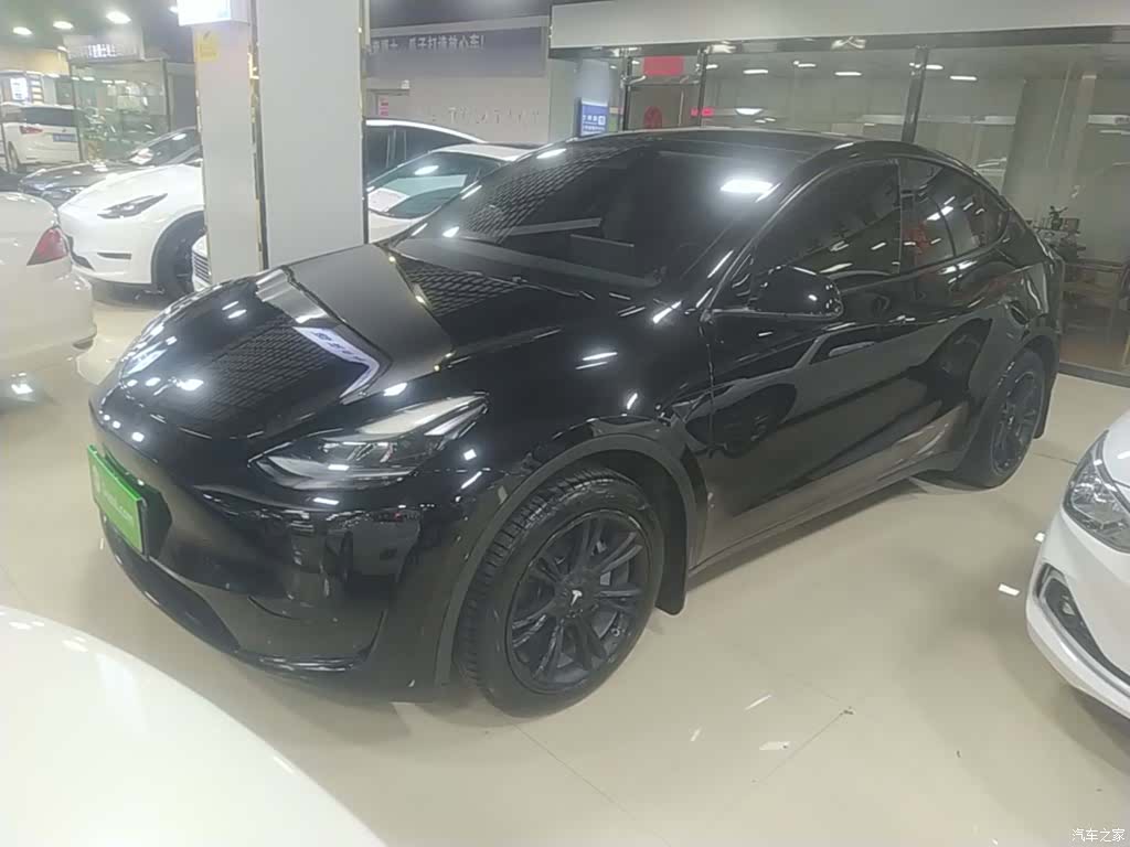 Tesla Model Y, 2022 1