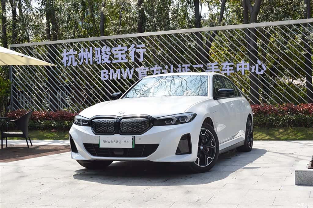 BMW i3, 2025 1