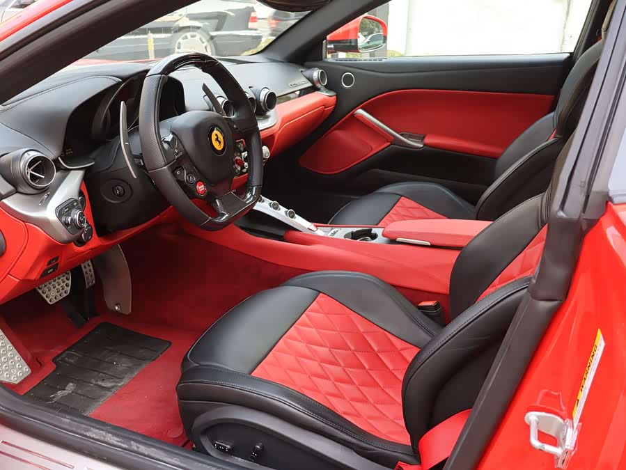 Ferrari F12berlinetta 2015, фото 4