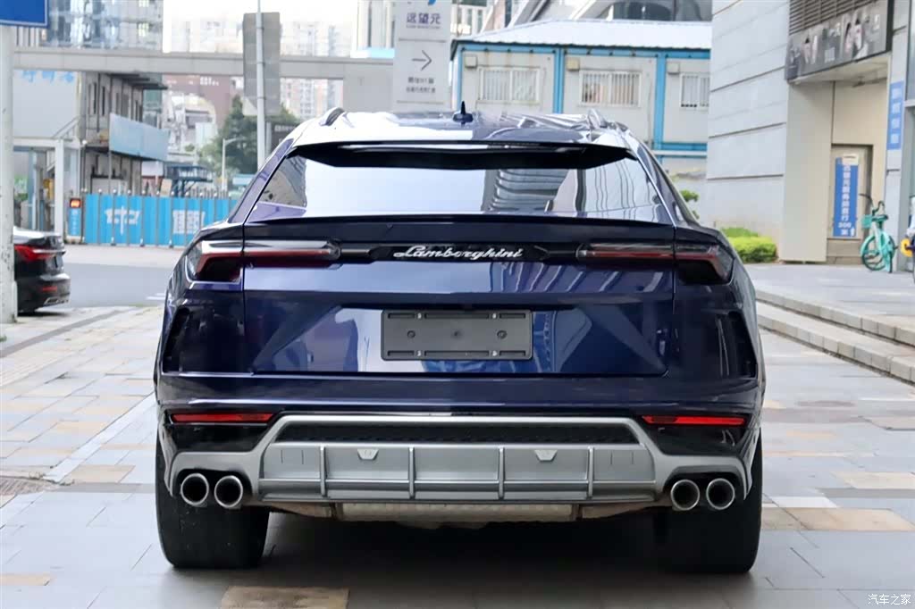 Lamborghini Urus, 2020 все фото