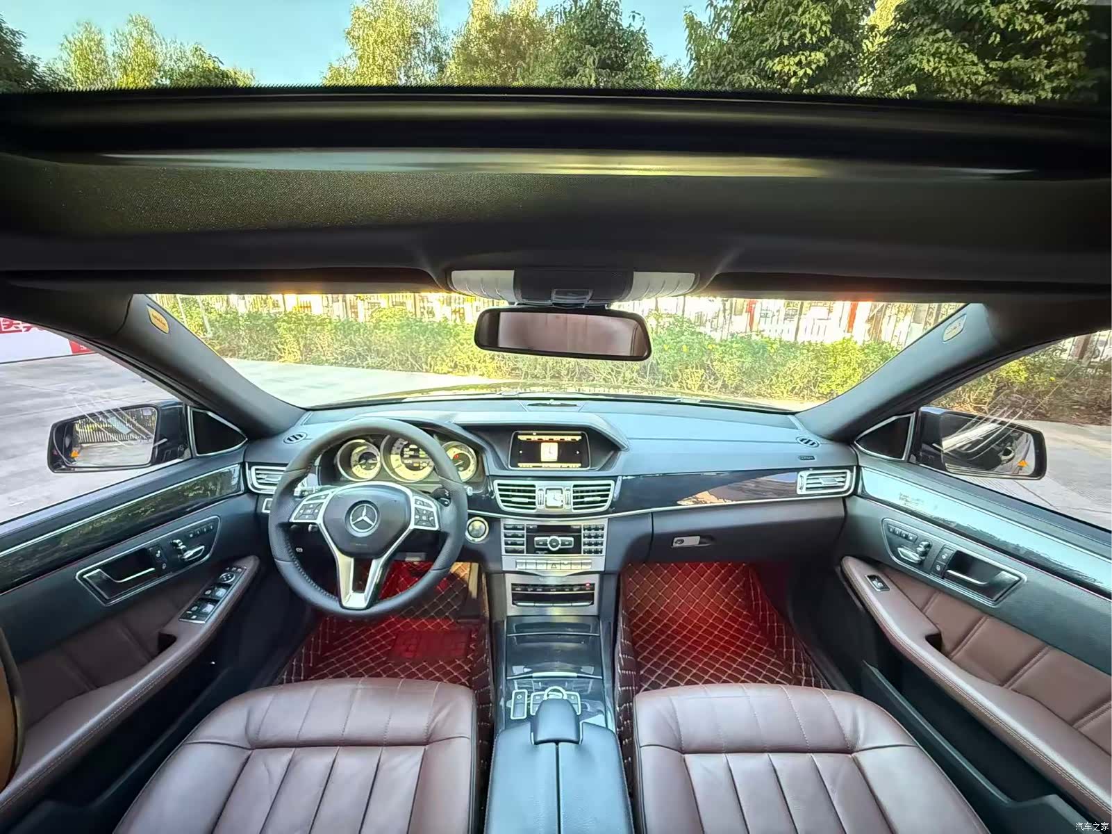 Mercedes-Benz E-Class, 2014 9