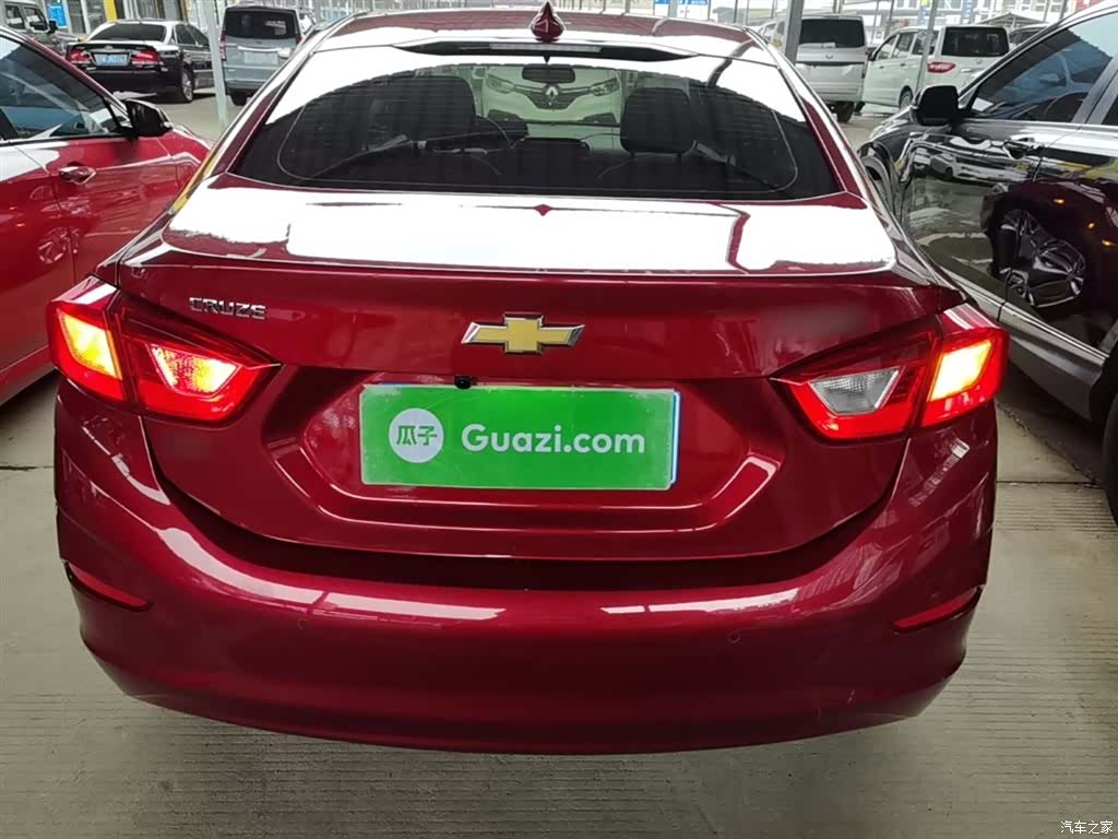 Chevrolet 320, 2018 6