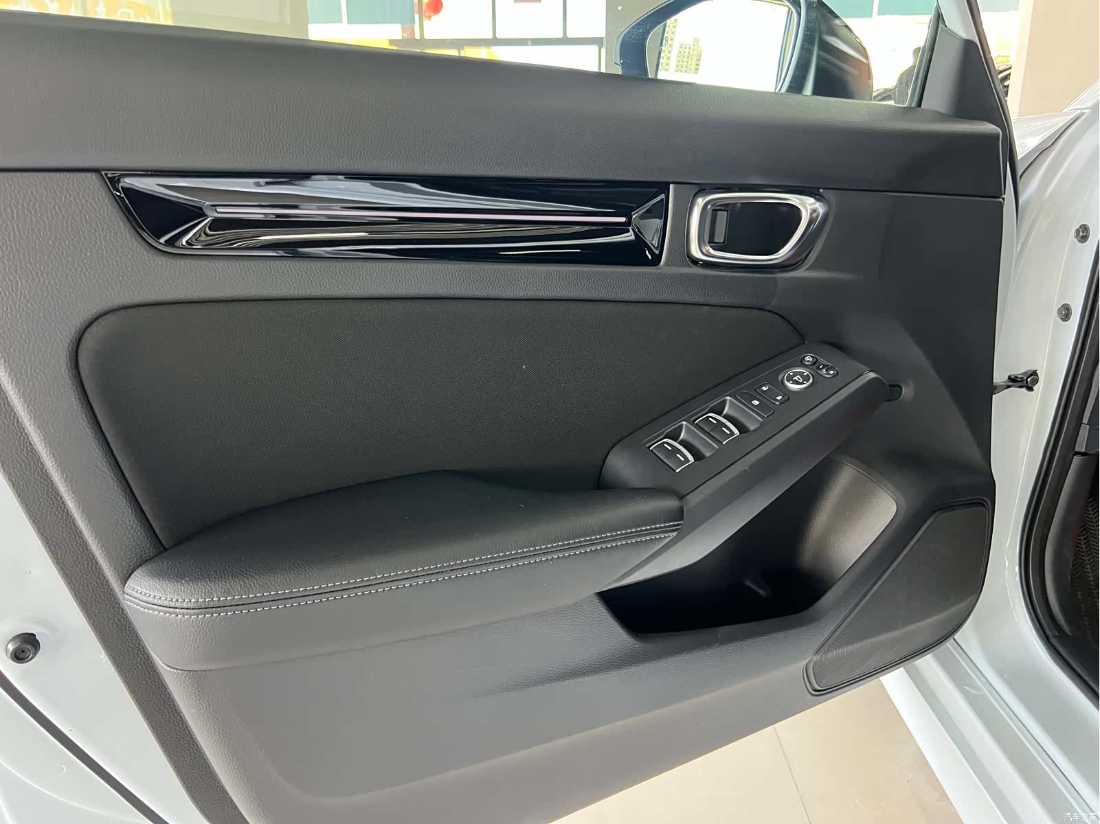 Honda Civic, 2025 16