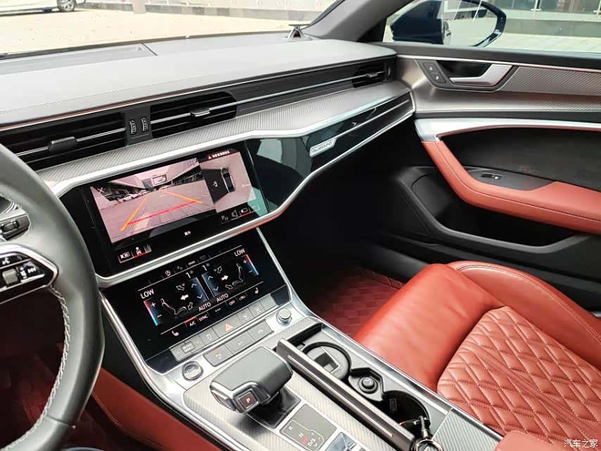 Audi A7L, 2024 все фото