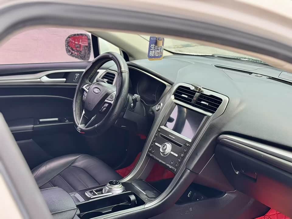 Ford Mondeo Ford Mondeo