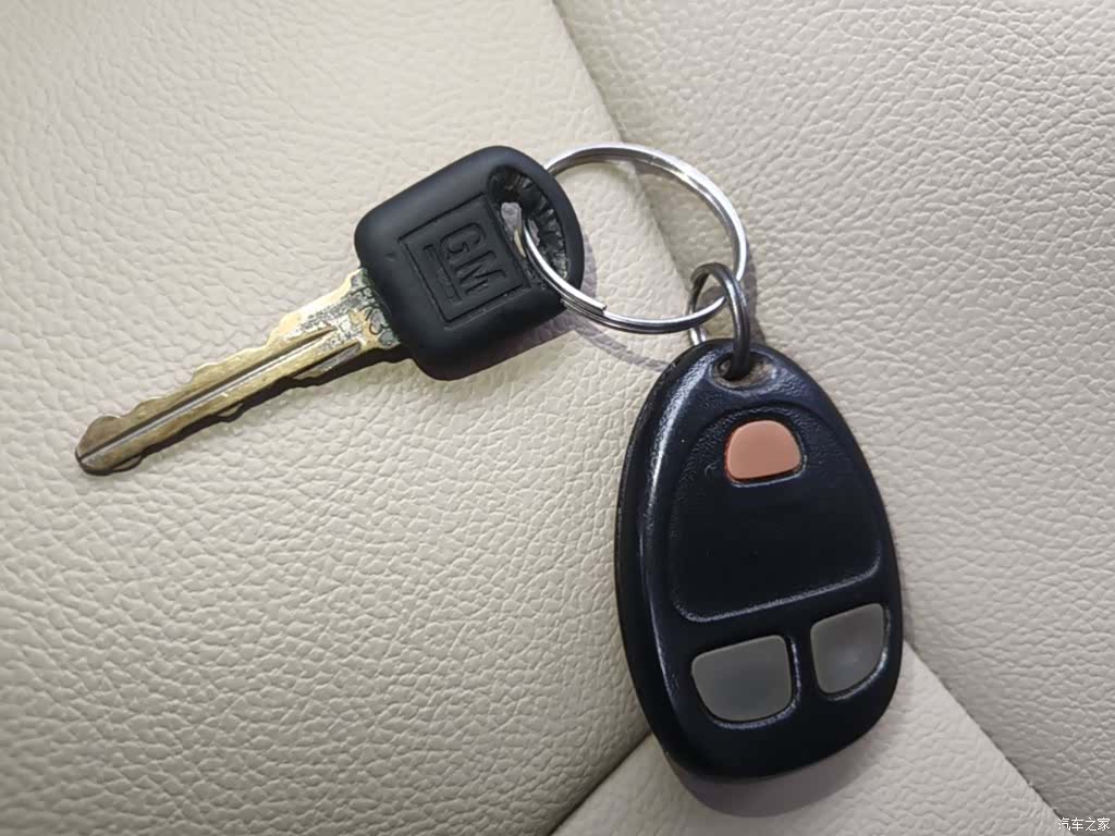 Buick GL8, 2015 9