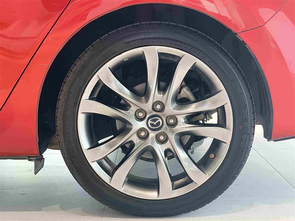 Mazda Atenza, 2018 11