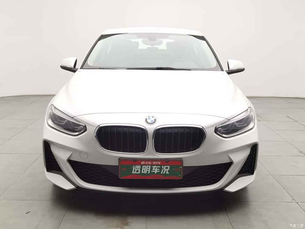 BMW 1 Series, 2022 3