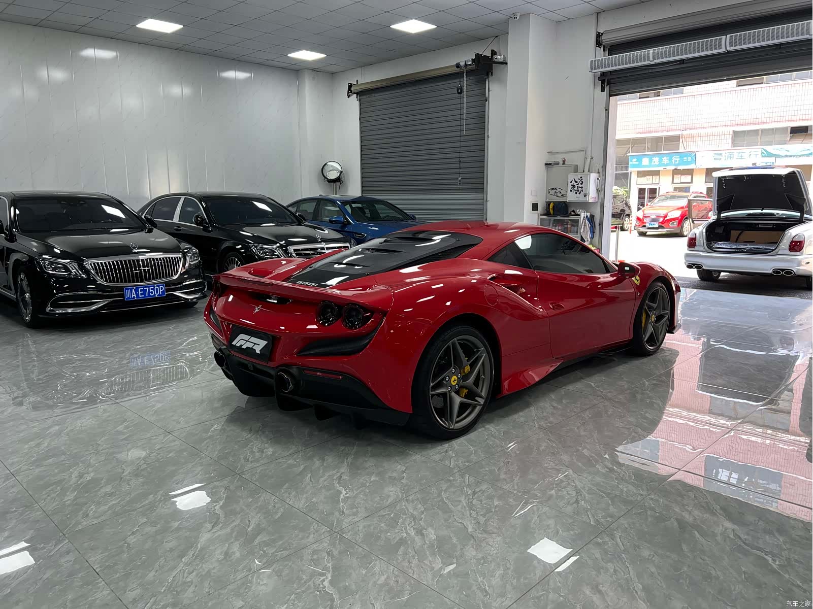 Ferrari F8, 2023 23