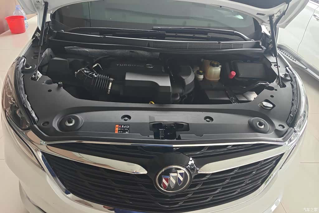 Buick GL8, 2022 10