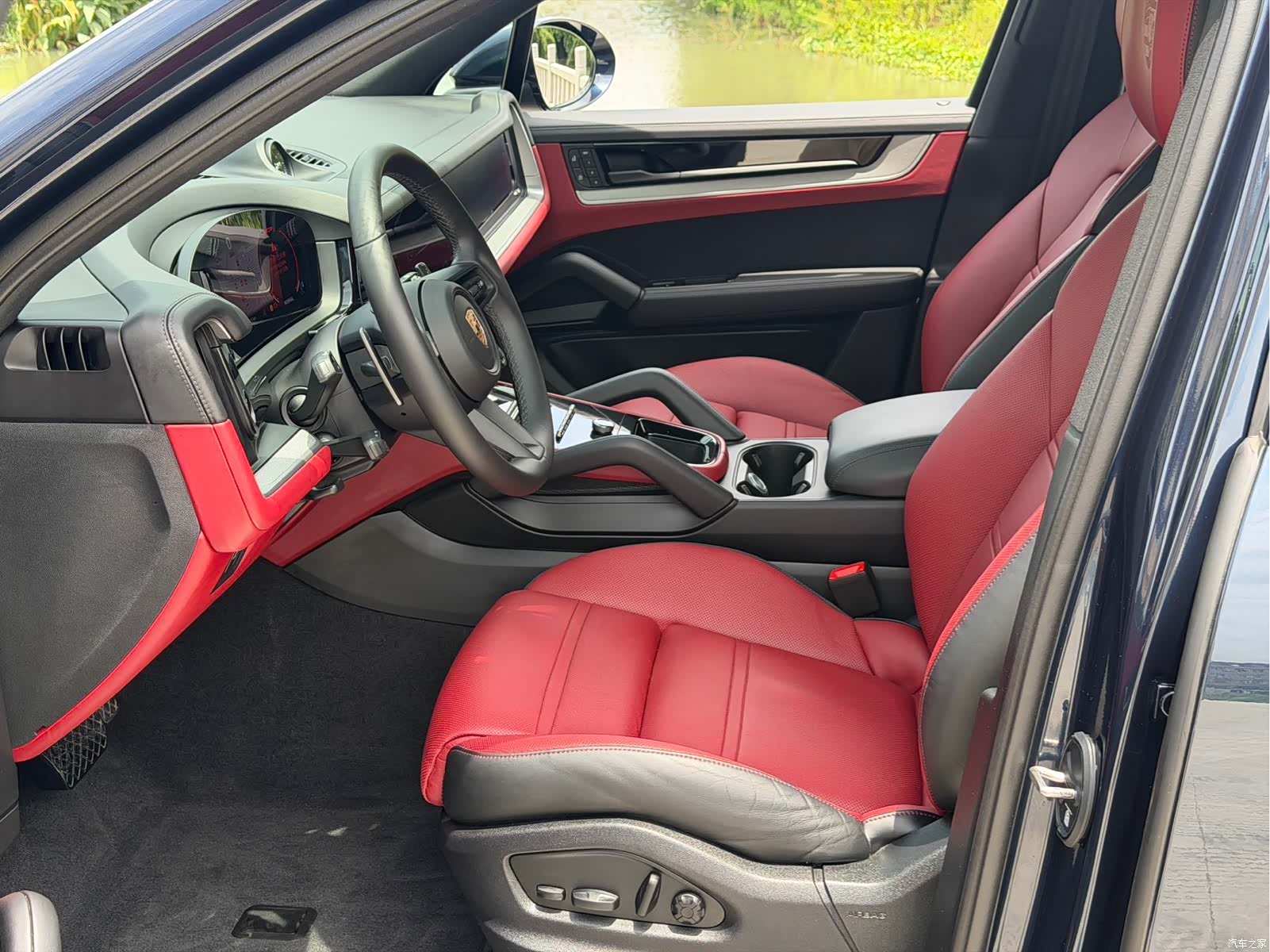 Porsche Cayenne, 2024 6