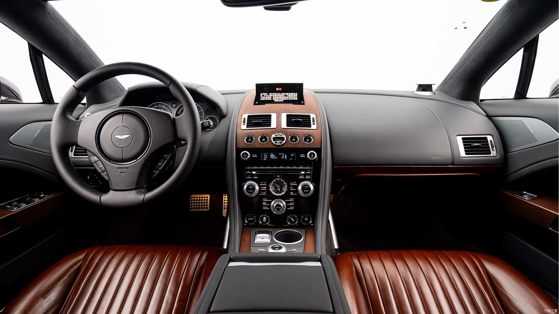 Aston Martin Rapide, 2013 11