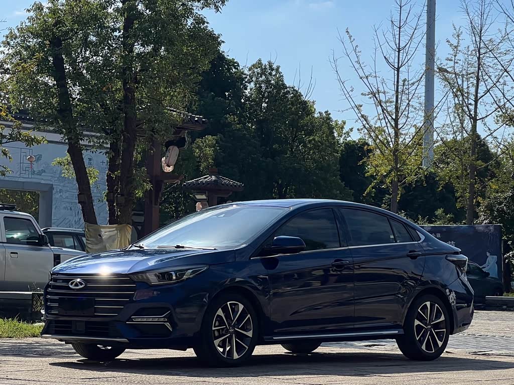 Chery 5 PLUS