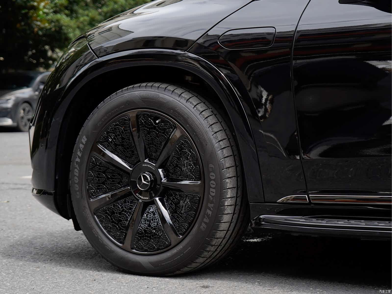 Maybach EQS, 2025 6