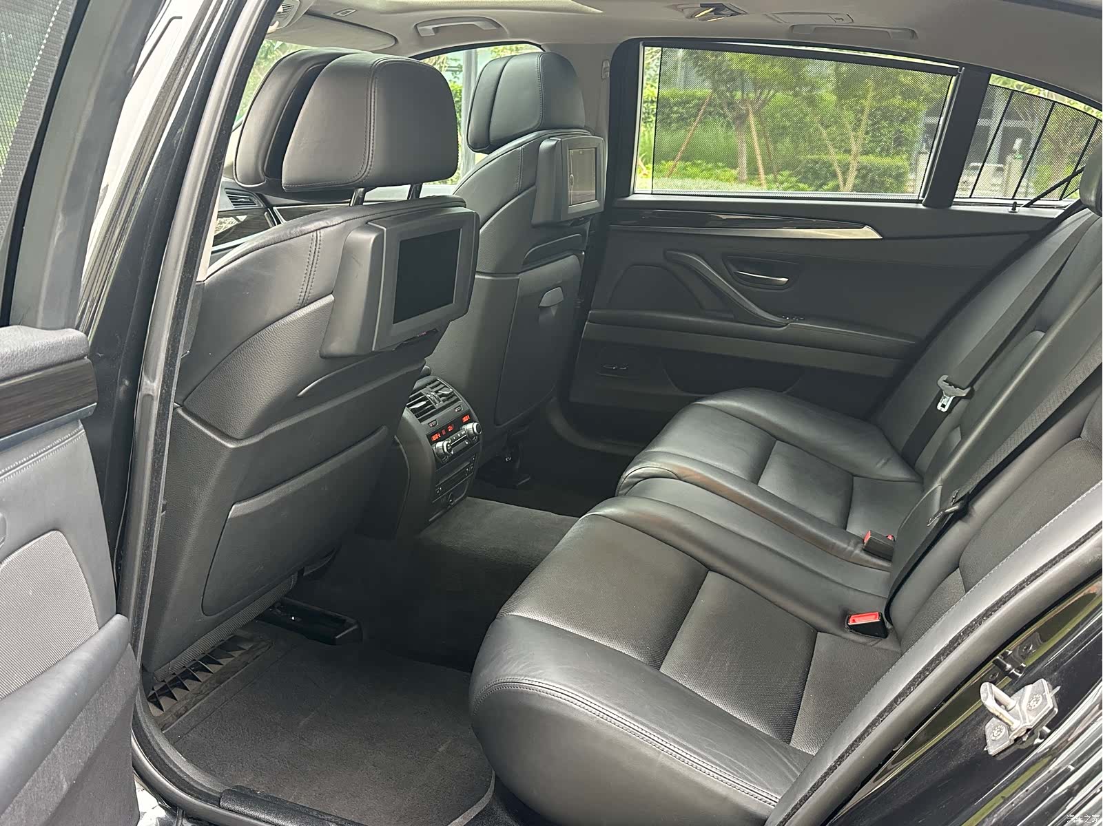 BMW 5 Series, 2011 12
