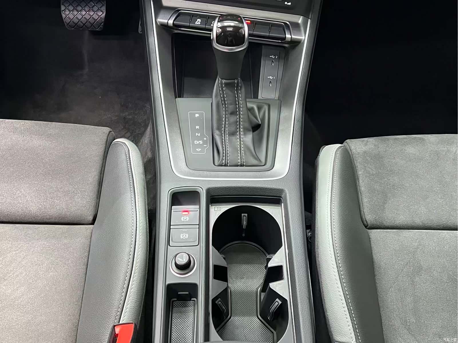 Audi Q3, 2023 11