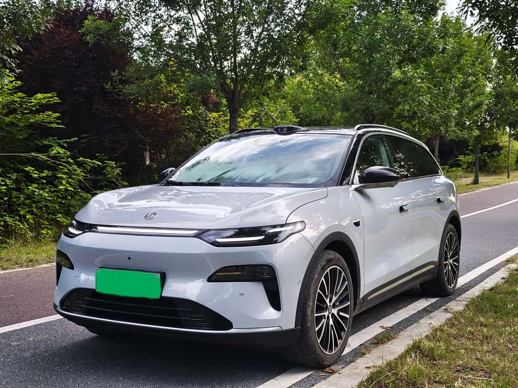 Leapmotor C11