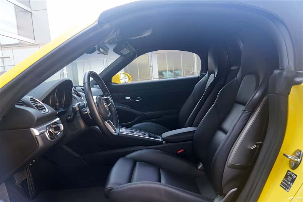 Porsche Boxster, 2024 29