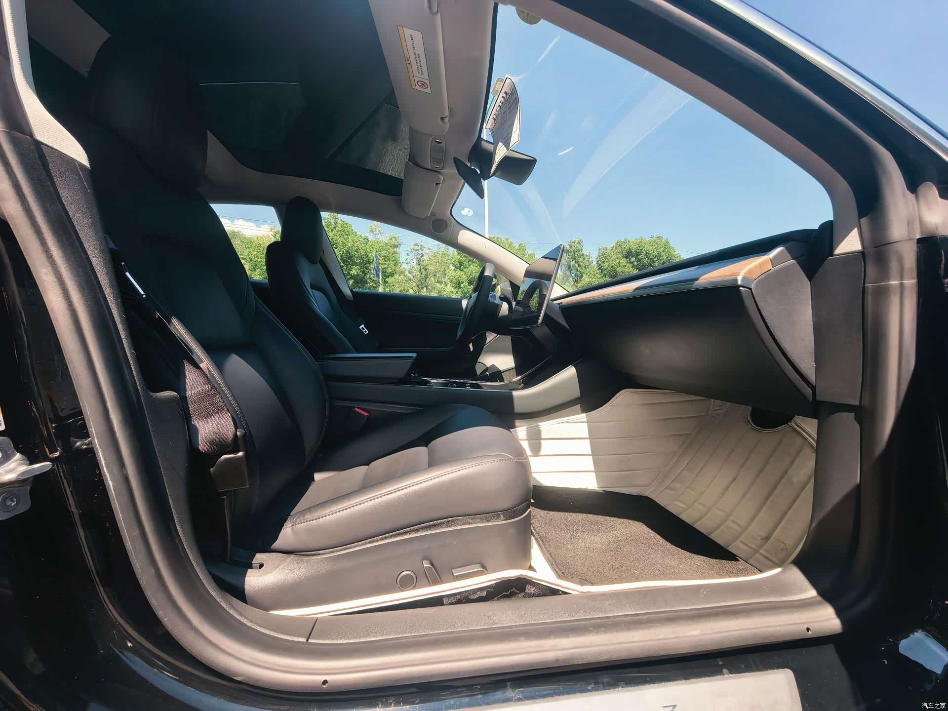 Tesla Model 3, 2020 7