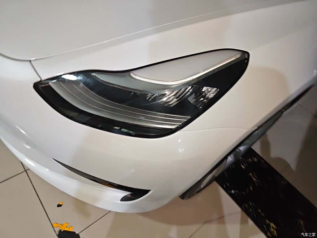 Tesla Model 3, 2020 24
